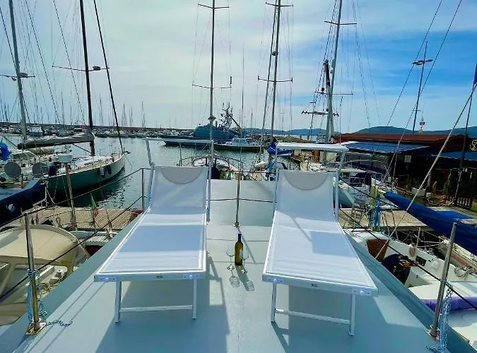 Houseboat Seabreeze *