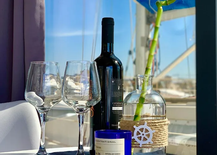 Botel Houseboat Seabreeze Alghero