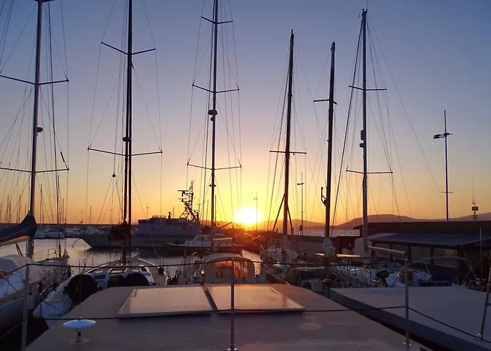Houseboat Seabreeze Botel *