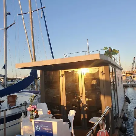 Houseboat Seabreeze Альгеро