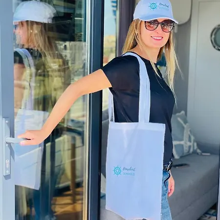 Houseboat Seabreeze Ботель *