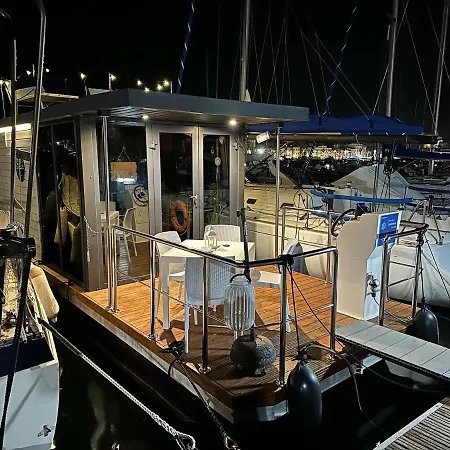 Houseboat Seabreeze Альгеро