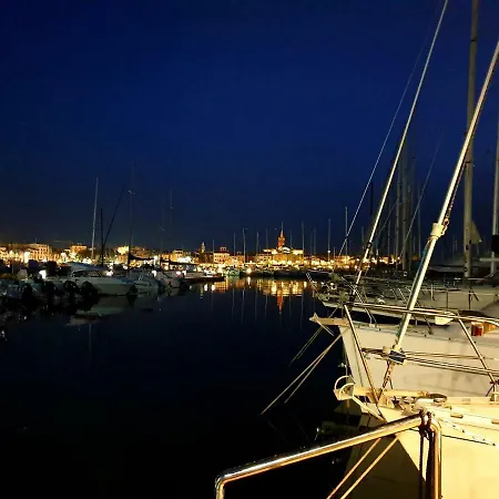 Houseboat Seabreeze Альгеро